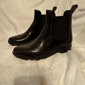 Rain boots black